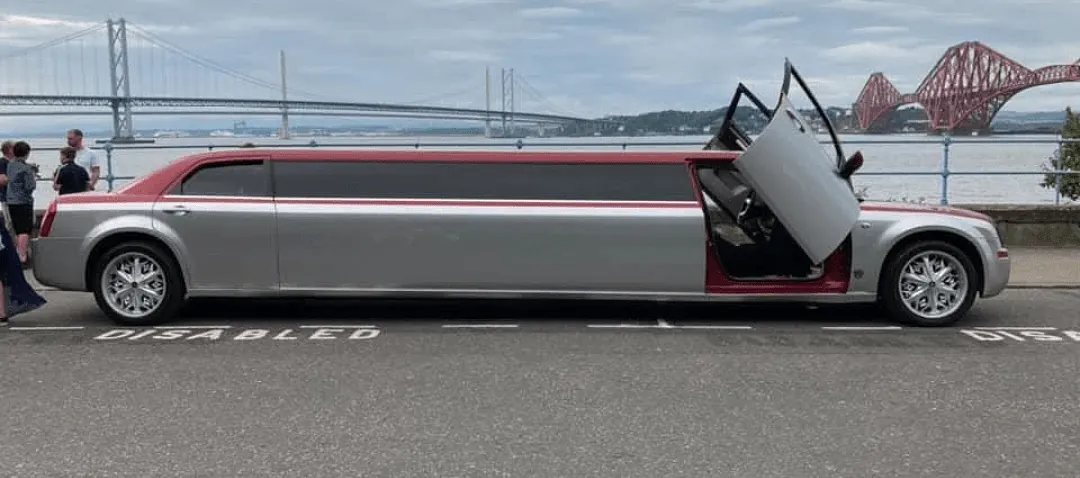 CHRYSLER BENTLEY STYLE 8 SEATER LIMOUSINE