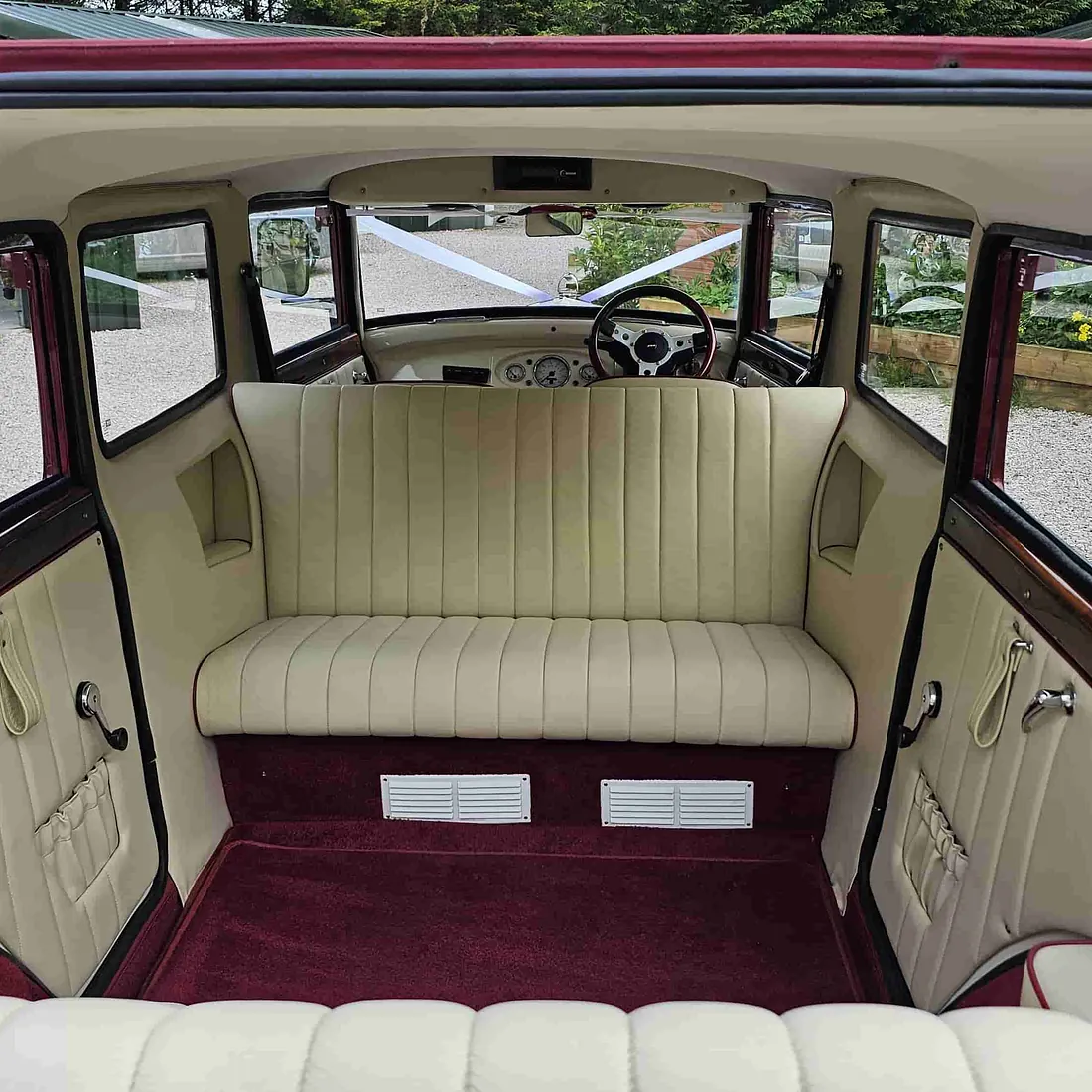vintage wedding limo