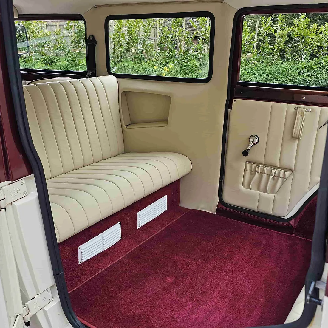 vintage wedding limo