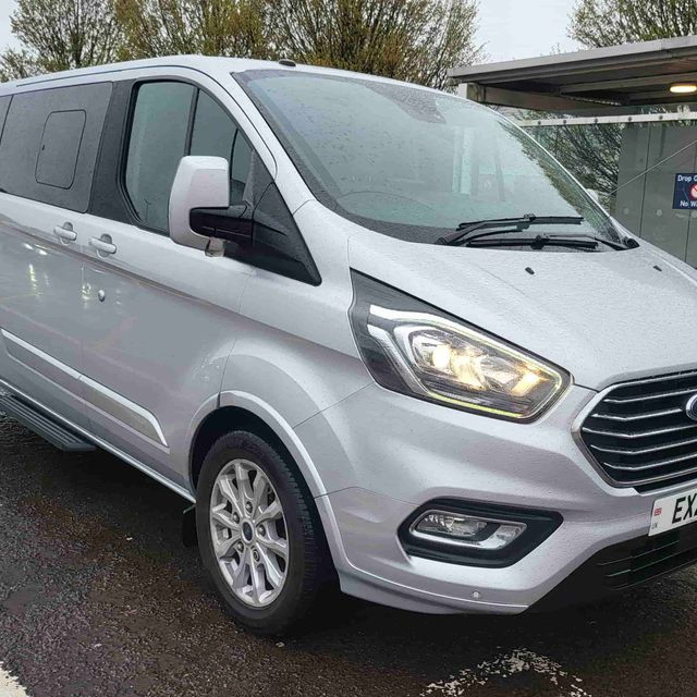luxury mpv hire