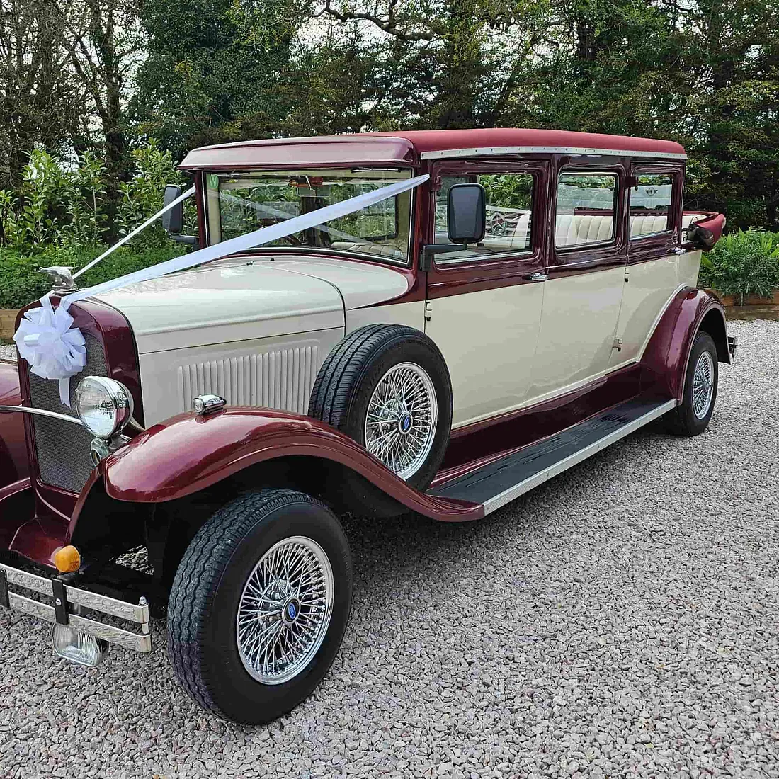 vintage wedding limo