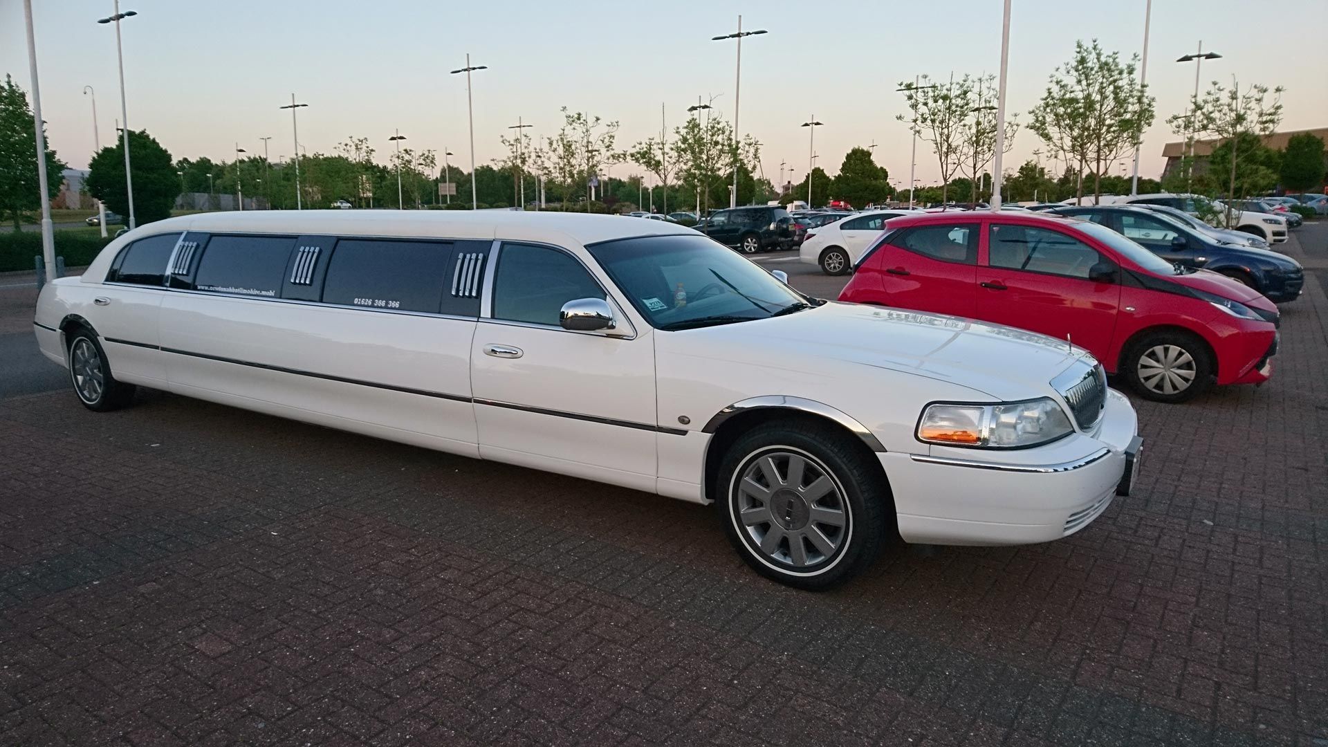 Nikko Limo